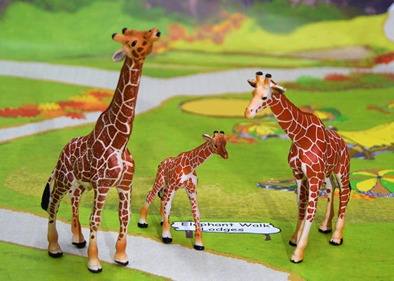 The safari mat is ideal for use with a Tuff Tray comes with a your choice of safari animals. Will you choose zebras, giraffes, rhinos, elephants, lions or tigers? Designed to fit in the Tuff Tray or the Tuff Spo