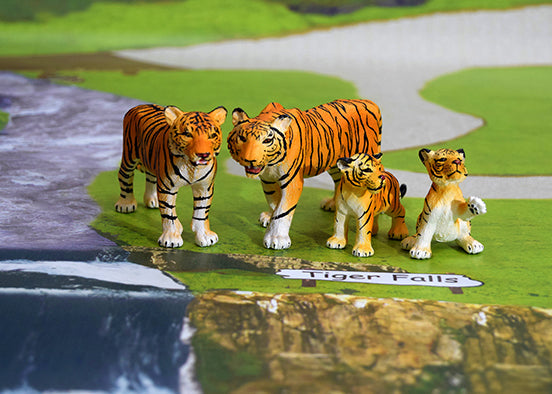 The safari mat is ideal for use with a Tuff Tray comes with a your choice of safari animals. Will you choose zebras, giraffes, rhinos, elephants, lions or tigers? Designed to fit in the Tuff Tray or the Tuff Spot. Designed to fit in the Tuff Tray or the Tuff Spot.